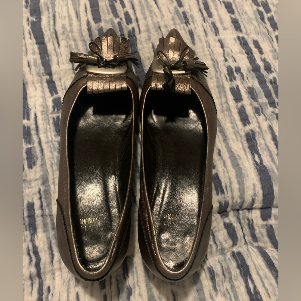 Stuart Weitzman Bronze Leather Low Heel Tassel Shoes Sz 7.5 - Picture 3 of 7
